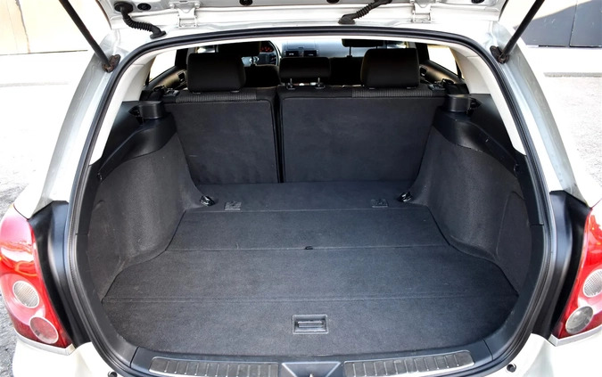 Toyota Avensis cena 18900 przebieg: 220000, rok produkcji 2006 z Elbląg małe 704